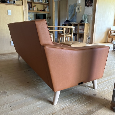 【カリモク60】ロビーチェア　3シーター　キャメル　※希少モデル カリモク60】ロビーチェア 3シーター キャメル ※希少モデル カリモク60