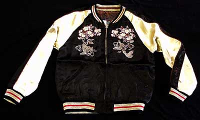 スカジャン2006年春のモデル「桜鯉／カラス」黒 | シロネコブログ