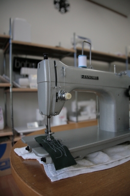 JANOME MODEL 766 職業用ミシン ジャノメ766のオーバーホール JANOME MODEL 766 職業用ミシン ジャノメ766のオーバーホール