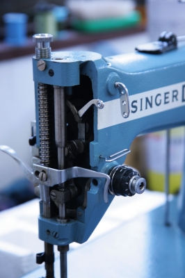 ジャンク品 シンガー 足踏みミシン 188u ブルーチャンピオン SINGER Blue Champion No.724 SINGER 188 Blue Champion シンガー製 職業用足踏みミシン
