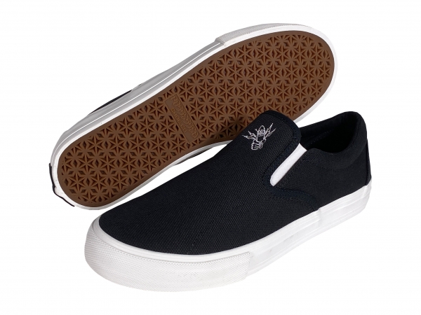 更新0417□POSSESSED SHOE “LIP CREAM” SKATE SLIP ON□Pre