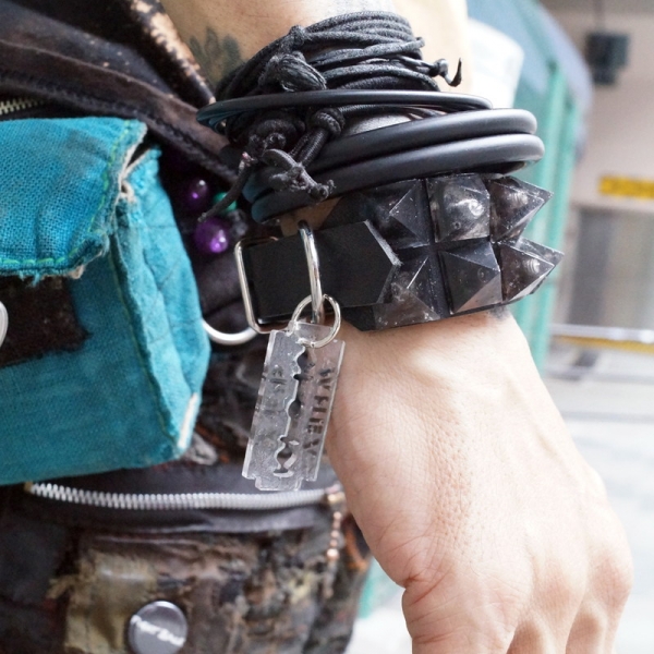 シガちゃん A.F.P リストバンド クリスタル 2連 fuudobrain A.F.P シガ