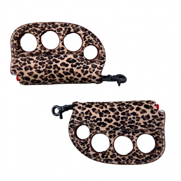 更新0106□【blackmeans】knuckle lighter holder leopard□on sale
