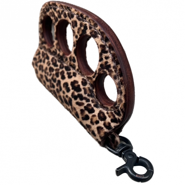 更新0106□【blackmeans】knuckle lighter holder leopard□on sale