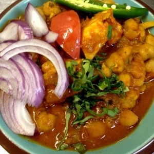 豆とチキンのカレー