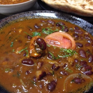 豆とチキンのカレー