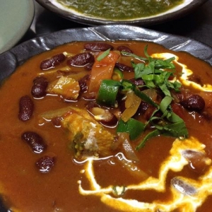 豆とチキンのカレー