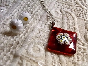 ガラスアクセサリー