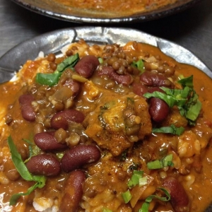 豆とチキンのカレー