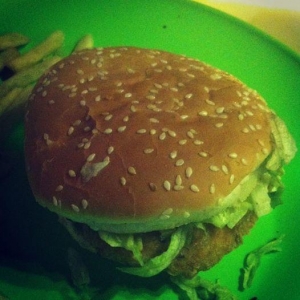 チキンバーガー