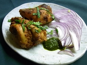 アチャールチキンティッカ