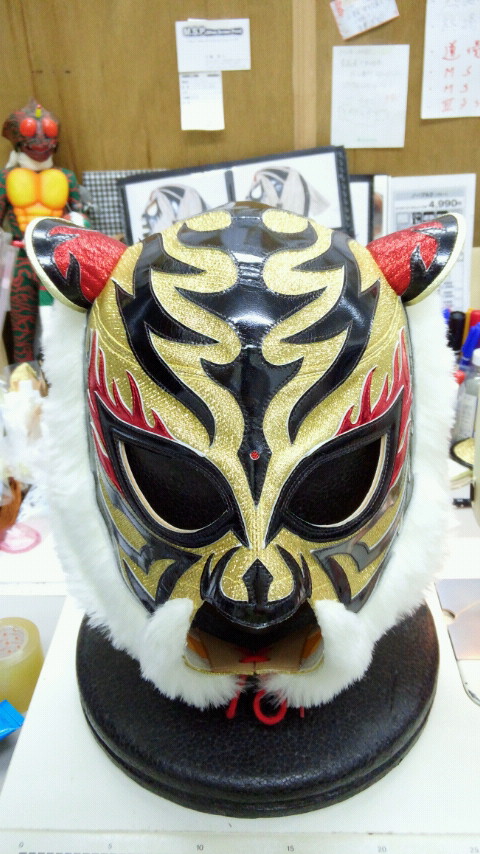 天才との融合 | プロレス・マスク・ワールド/TIGER ARTS/MASK