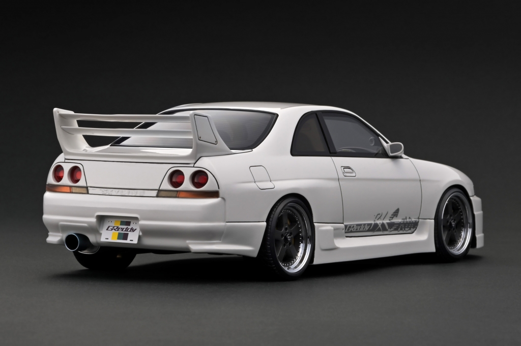 出揃った！1/18スケール「トラスト・グレッディRX S-ROC (ストリートロケット）」をご紹介！！ | ignition model