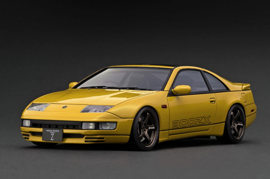 1/18スケール「Fairlady Z（Z32）2by2」に2種のバリエーションが