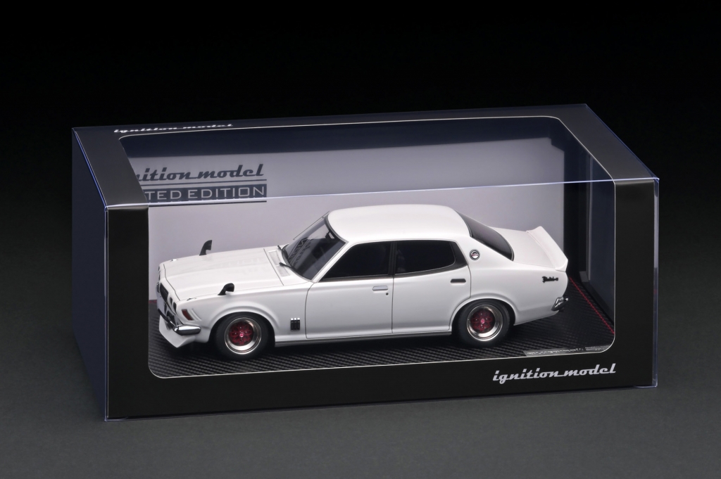 1/18ミニカー　IG サメブル　★新品【改】カスタム★セミワークスフェンダー Yahoo!オークション - 1/18 IG サメブル 新品【改】カスタム オーバー