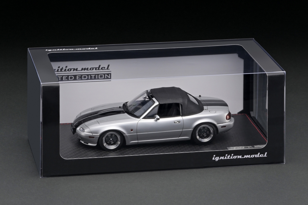 【it22さま専用】 1/18 イグニッションモデル ユーノスロードスター Amazon | ignition model 1/18 ユーノスロードスター (NA) Blue 完成品