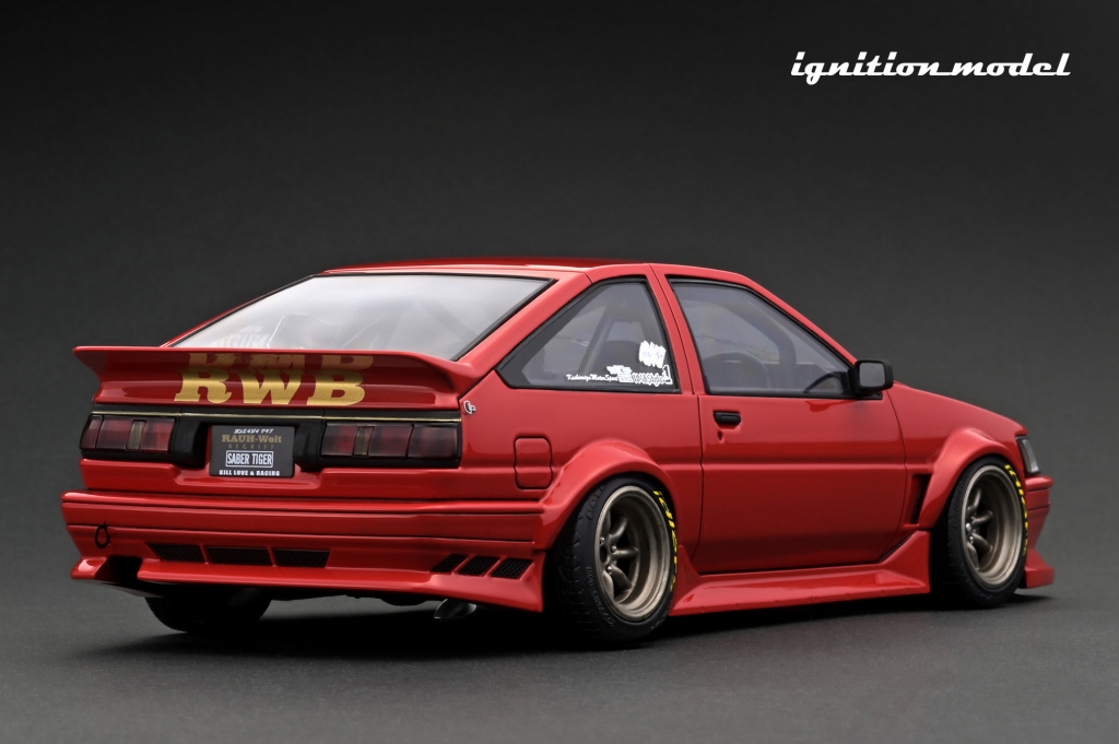 予告：1/18 エンジン付WEB限定「トレノ 3Dr GT Apex (AE86) White