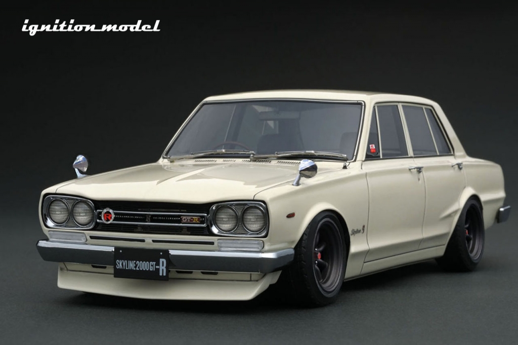 昭和44年式「ハコスカ 4ドア 2000 GT-R (PGC10)」3カラーを開発 昭和44年式「ハコスカ 4ドア 2000 GT-R (PGC10)」3カラーを開発