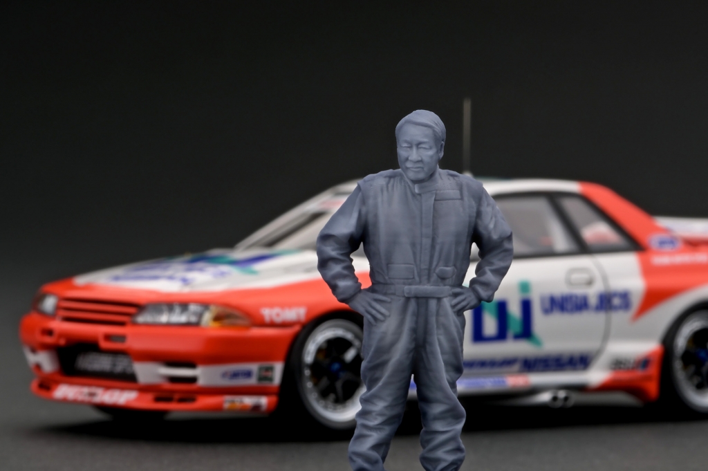 明日スタート！！1/43フィギュア付「ユニシアジェックスR32 GT-R」登場！ | ignition model