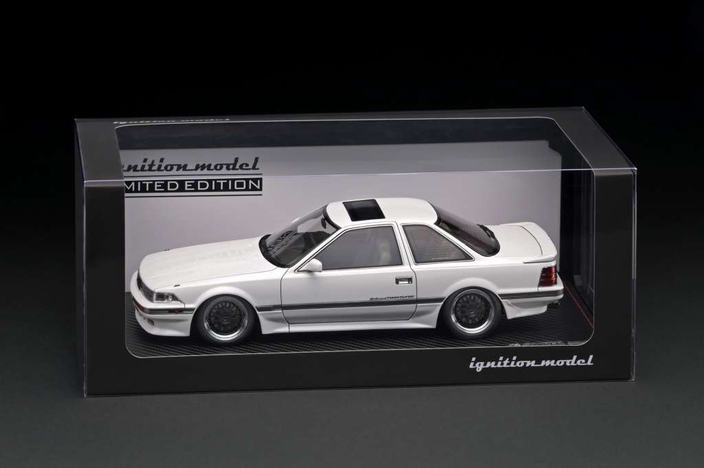 予告：1/18 ディスプレイケース付WEB限定「ソアラ(Z20) 2.0GT-TWIN