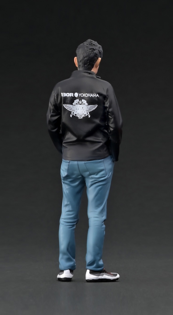 予告：1/18 織戸氏フィギュア付 WEB限定「スプリンター トレノ 3ドア