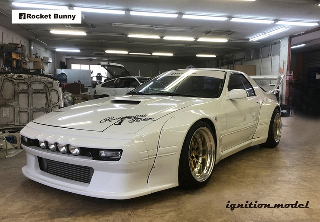 予告:1/18 エンジン付WEB限定モデル「PANDEM RX-7 (FC3S) 」9 予告:1/18 エンジン付WEB限定モデル「PANDEM RX-7 (FC3S) 」9