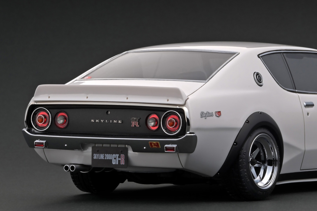 1/18 アクリルケース付WEB限定「ケンメリ GT-R (KPGC110)」明日 21時半