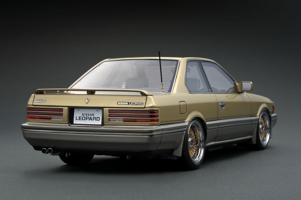 IG1017 1/18 Nissan Leopard 3.0 Ultima (F31) Black | LINE UP