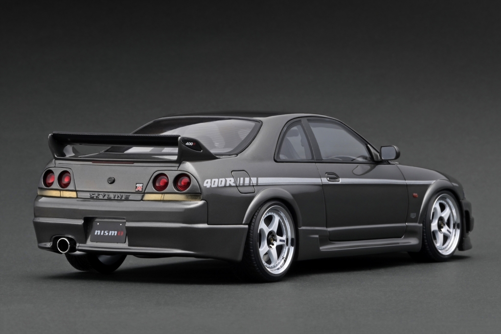 イグニッションモデル Nissan Skyline GT-R 400R 限定版 1/18スケール「NISMO 400R (BCNR33)」の最新モデルは偏光色の