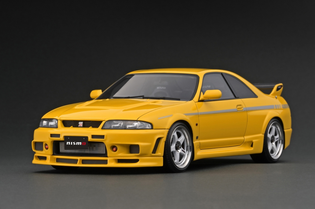 1/18スケール「NISMO 400R (BCNR33)」の最新モデルは偏光色の