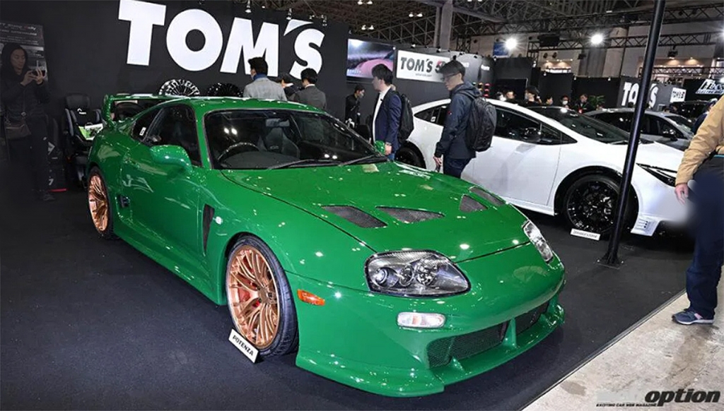 グリーンカラーの1/18スケール「Toyota Supra (A80) TRD 3000GT