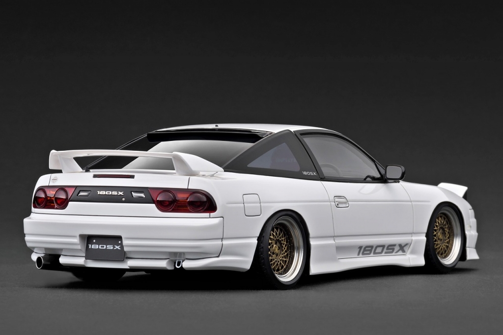 最終バリエーションはリトラオープン仕様「1/18スケール 180SX TYPE X