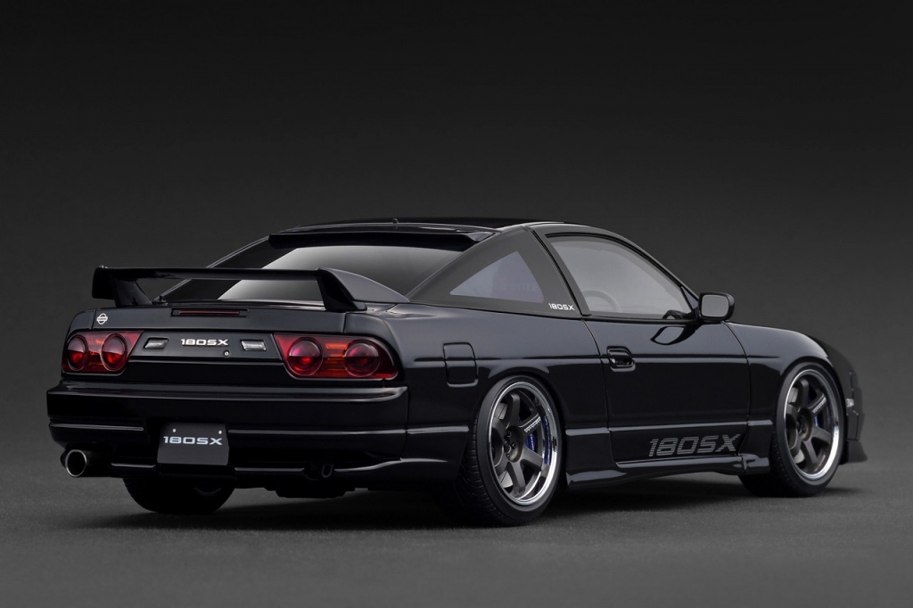 試作モデルUP！ 1/18スケール「180SX TYPE X (RPS13) White