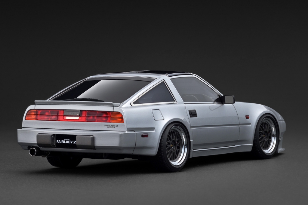 専用ページ（特別出品） 1/18スケール「Fairlady Z 300ZR (Z31)」カラーサンプルUP