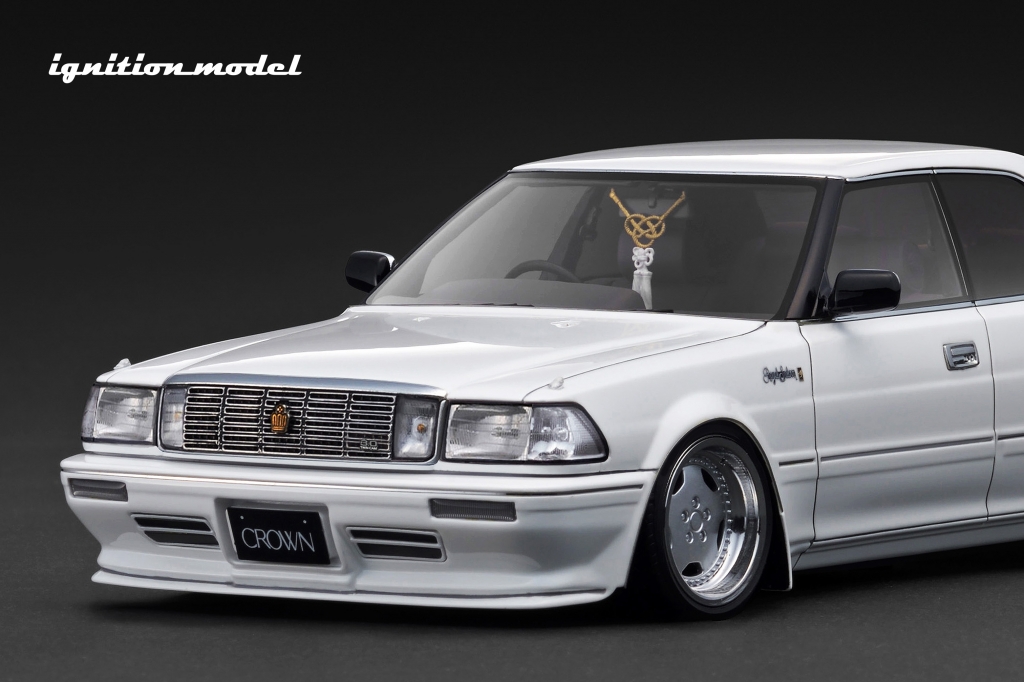 ご予約受付中：1/18スケール「クラウン 4ドアハードトップ （130型