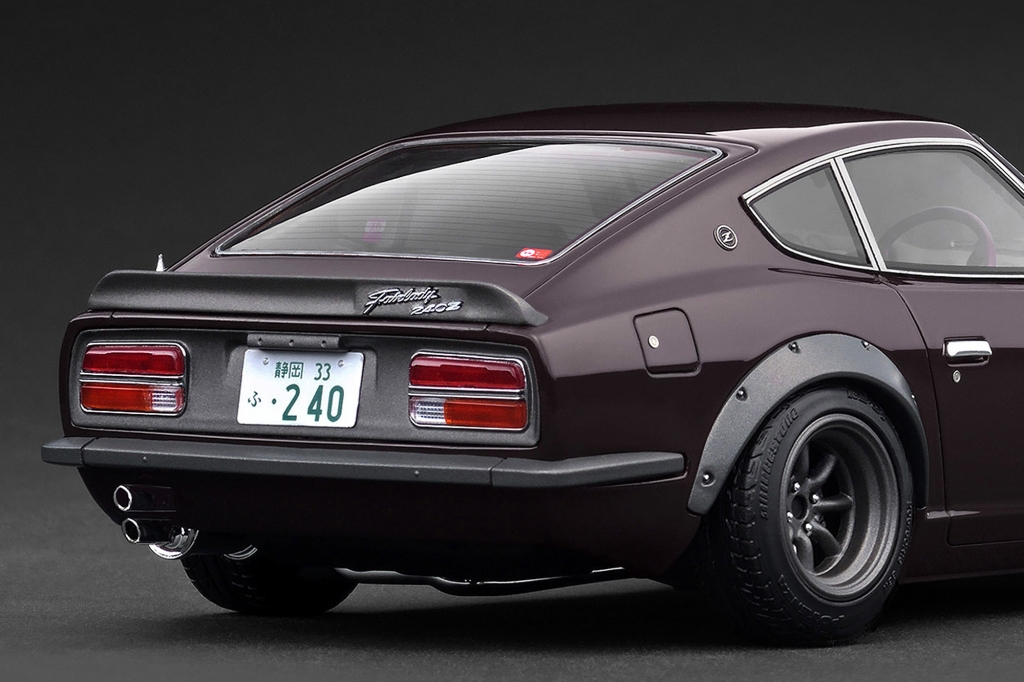 明日11月10日(月)受注スタート！鉄板「Fairlady 240ZG (HS30) Maroon