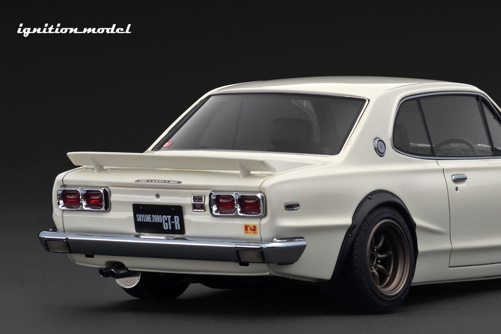 試作モデルUP：1/18スケール「ハコスカ 2ドア(KPGC10) カスタム」の