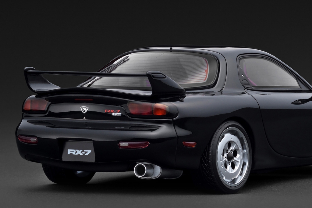 ご予約受付中！ 1/18スケール「RX-7 Mazda Speed A-spec (FD3S)」×2