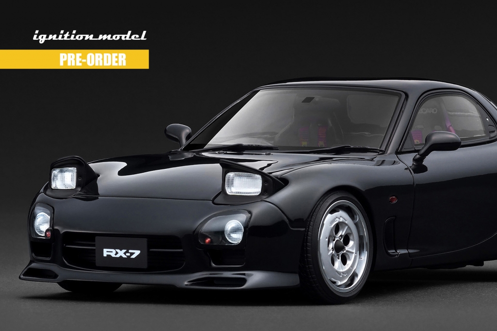 新色UP！1/18スケール「サバンナRX-7（FC3S) アンフィニ」シェード