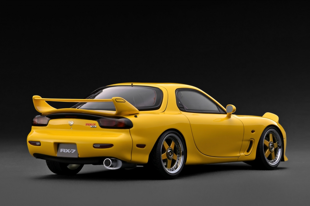 試作モデルUP！1/18スケール「RX-7 Mazda Speed A-spec (FD3S)」×2