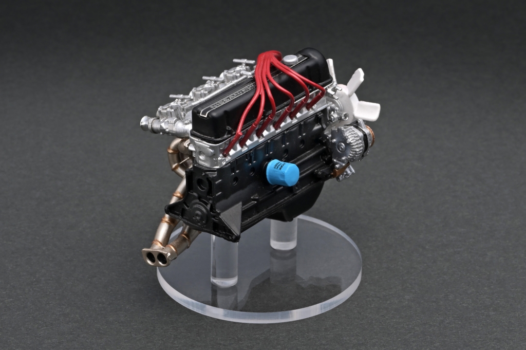 オンラインショップ限定： 1/18エンジンシリーズにGT-R(R35)用「VR38