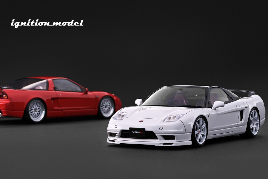 ホンダ最新モデル「NSX-R (NA2)」「Civic Type-R (FL5)」ご予約受付中