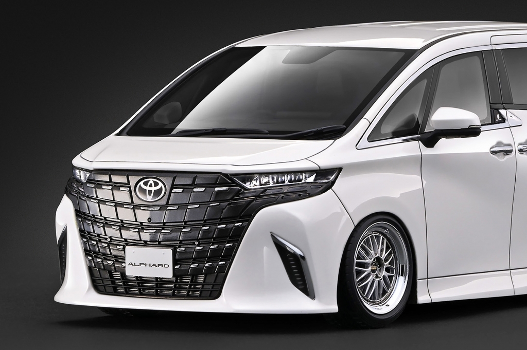 新作 1/18スケール「ALPHARD Z (H40W)」ご予約スタート！ | ignition model