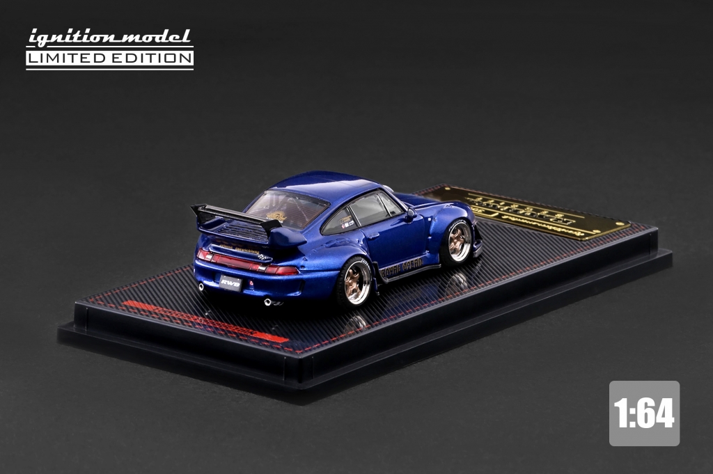今晩 受注スタート：1/64スケールWEB限定モデル「RWB 993」にご注目