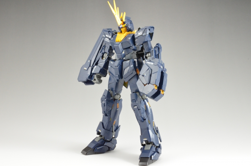 MG RX-0 ユニコーンガンダム2号機 バンシィ MG 1/100 RX-0 ユニコーンガンダム2号機 バンシィ - バンダイ