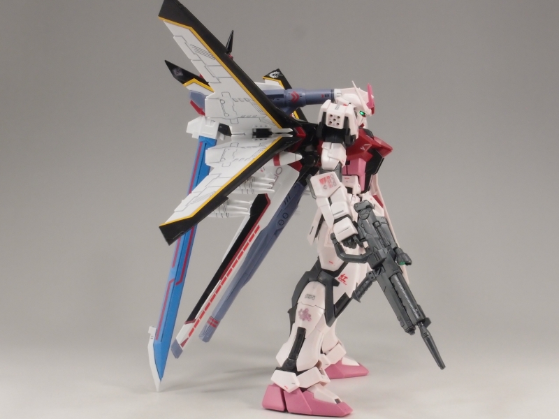 MG 1/100 MBF-02 ストライクルージュ オオトリ装備 Ver.RM MG 1/100 MBF-02 ストライクルージュ オオトリ装備 Ver.RM