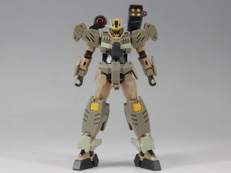 HG 1/144 ガンダムダブルオーコマンドクアンタ・デザートタイプ