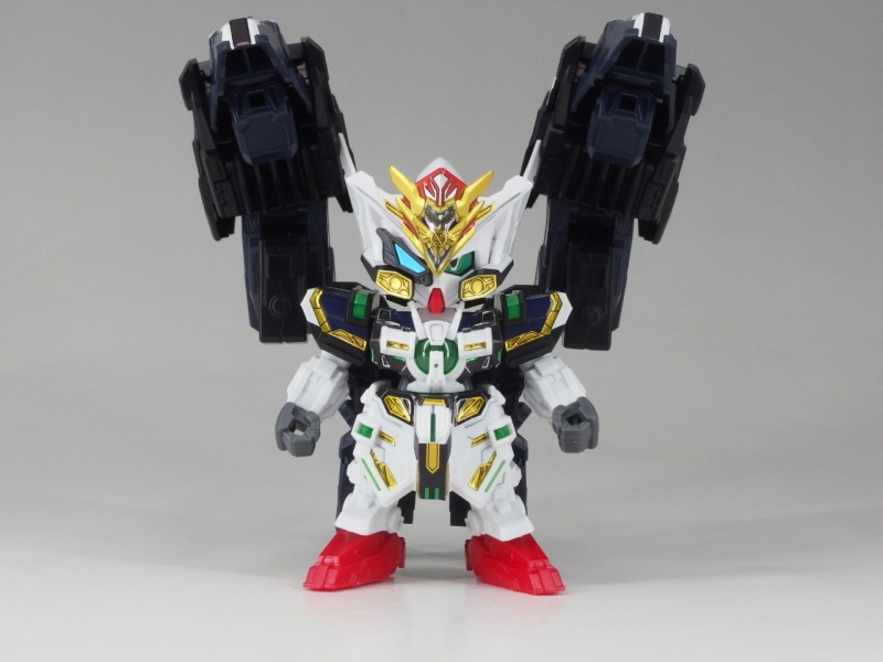 ハルサン　SDW HEROES ガンダムアストレア タイプ-B SDW HEROES GF ガンダムアストレア タイプ-B│株式会社BANDAI