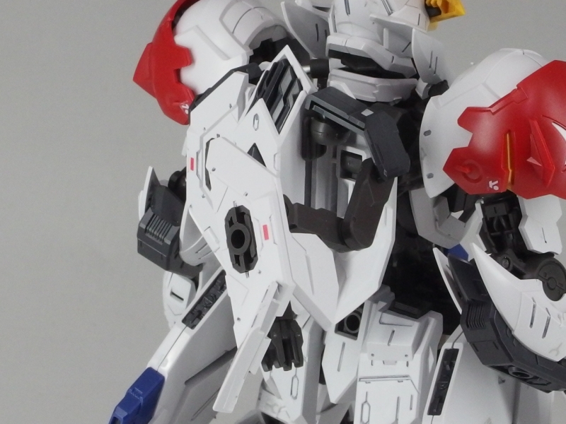 MG 1/100 ASW-G-08 ガンダムバルバトスルプス (機動戦士ガンダム鉄血の
