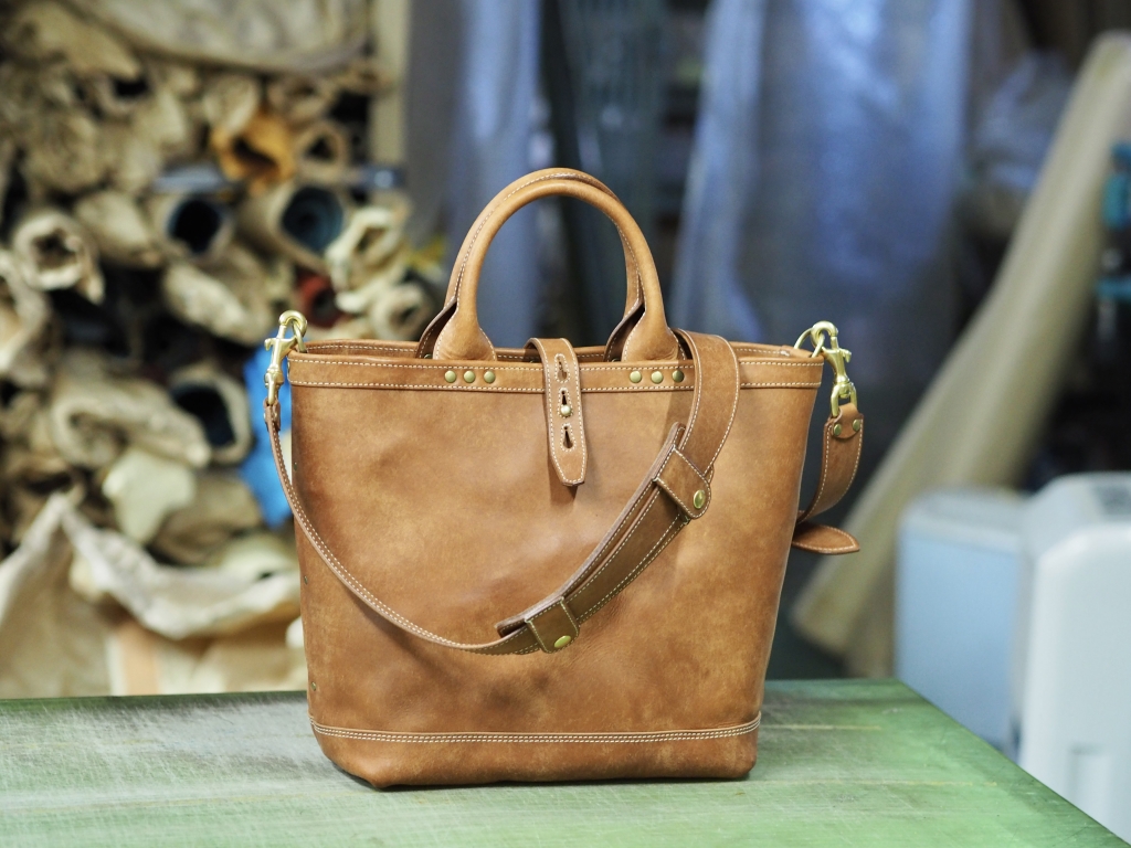 【新品未使用】DOUBLE RLダークブラウン レザートートバッグ RLRRL ファッション DOUBLE RL ダークブラウン レザー バッグ